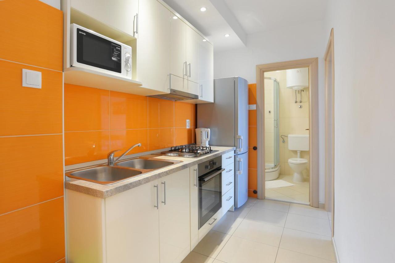 Apartments By The Sea Igrane, Makarska - 6653 Exterior foto