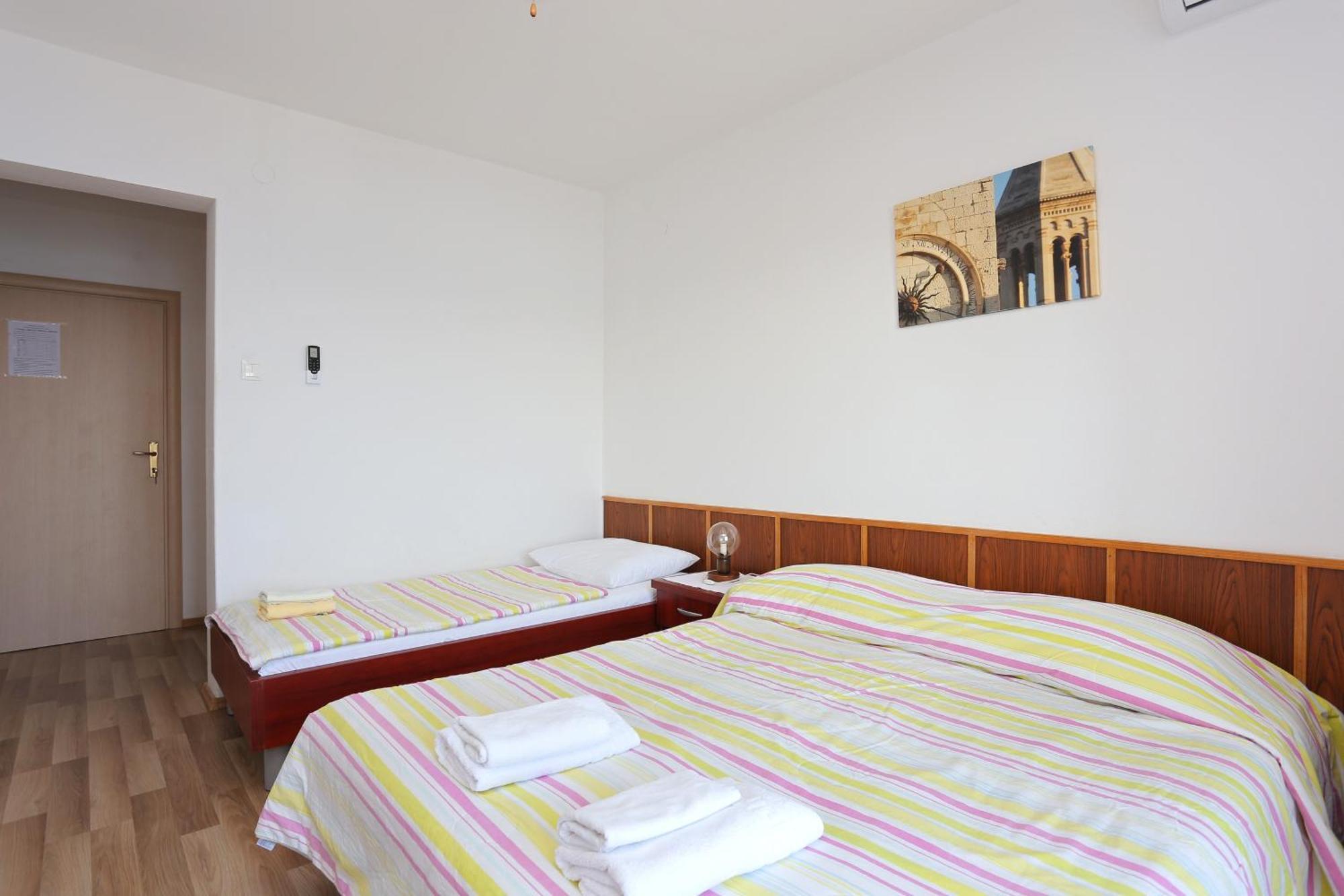 Apartments By The Sea Igrane, Makarska - 6653 Zimmer foto